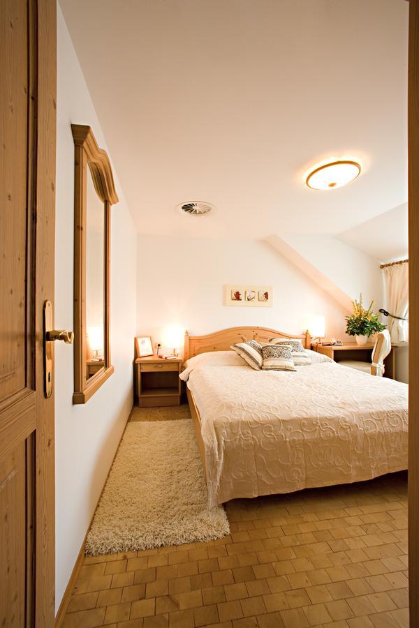 Hotel & Restaurant Braunstein - Pauli'S Stuben Purbach am Neusiedlersee Buitenkant foto